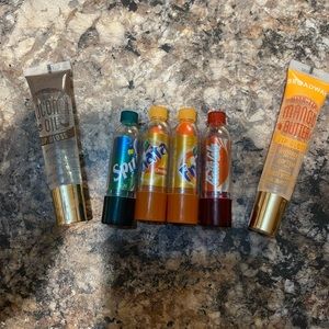 Total of six lip wear
